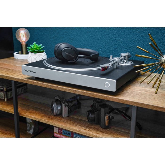 Victrola Platine Vinyle Hi-Res Carbon avec Cellule Ortofon 2M Red – Silver